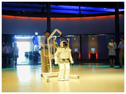 Asimo : robot contro i disoccupati