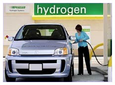 Distributore per auto a idrogeno